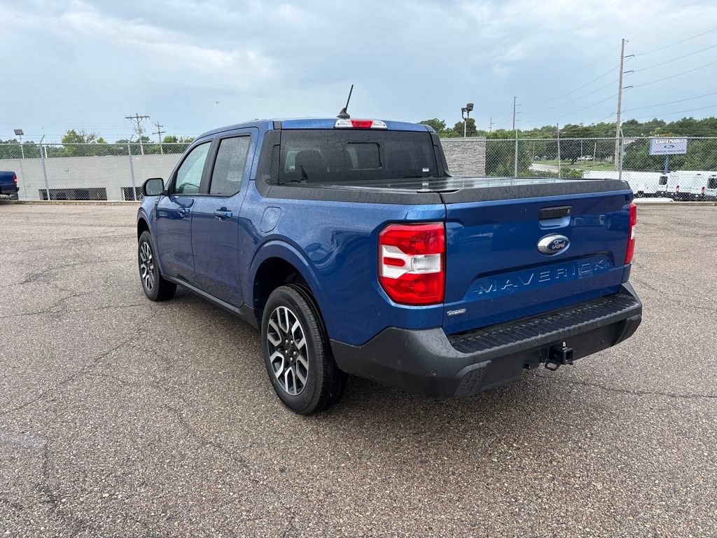 Certified 2024 Ford Maverick Lariat FWD image 5