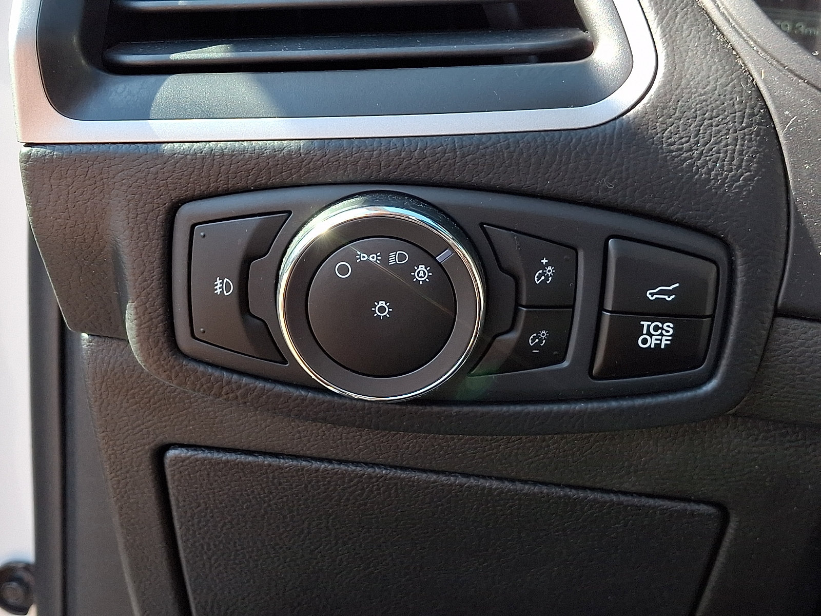 Certified 2023 Ford Edge ST-Line AWD/4WD image 26