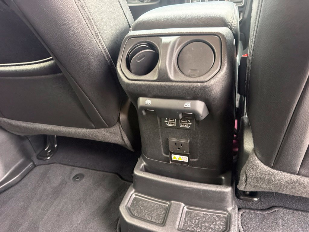 Used 2022 Jeep Wrangler Unlimited Sahara AWD/4WD image 48