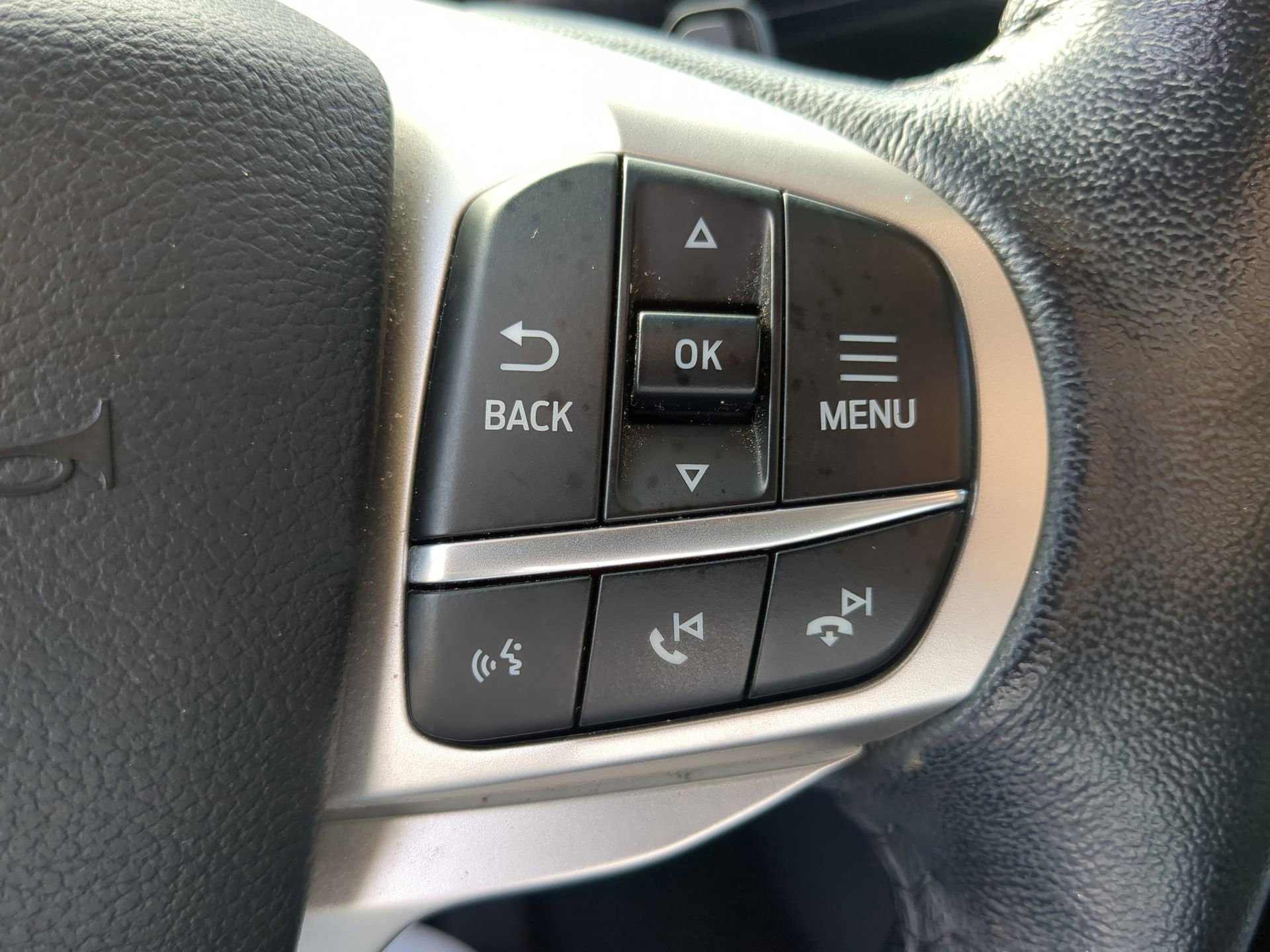 Certified 2020 Ford Explorer XLT w/ Equipment Group 202A image 59