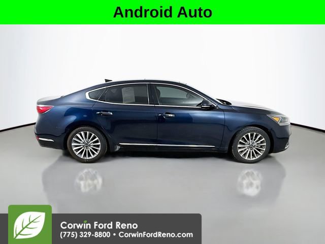 Used 2017 Kia Cadenza Premium w/ Luxury Package image 6
