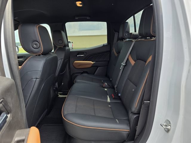 Used 2024 GMC Canyon AT4 AWD/4WD image 17
