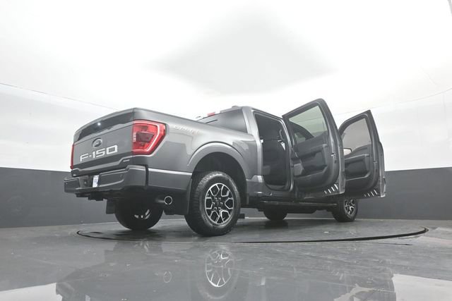 Certified 2022 Ford F150 XLT w/ Equipment Group 302A High image 39