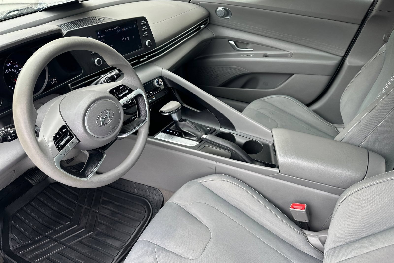 Used 2021 Hyundai Elantra SEL FWD image 9