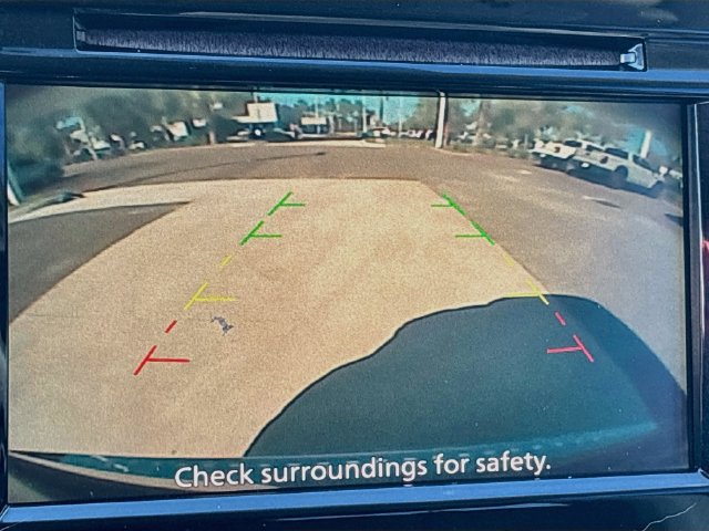 Used 2018 Nissan Rogue SV FWD image 13