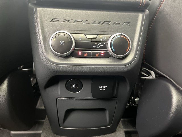 Certified 2025 Ford Explorer ST-Line w/ Premium Package AWD/4WD image 14