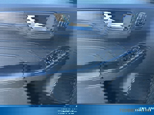 Certified 2024 Ford Escape Platinum w/ Premium Technology Package image 42