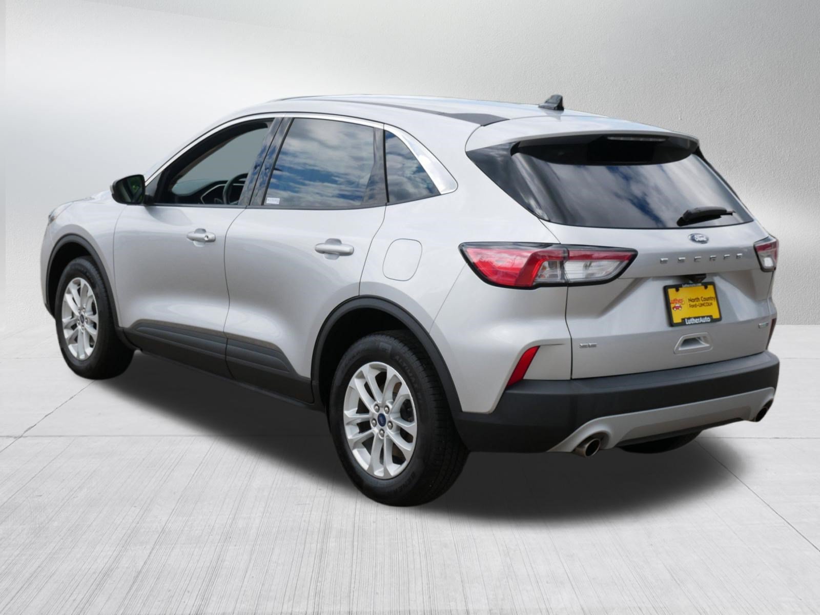 Certified 2020 Ford Escape SE AWD/4WD image 5