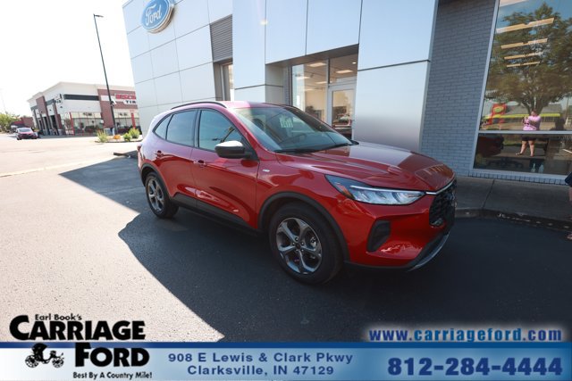 Certified 2025 Ford Escape ST-Line w/ Tech Pack #1 FWD image 1