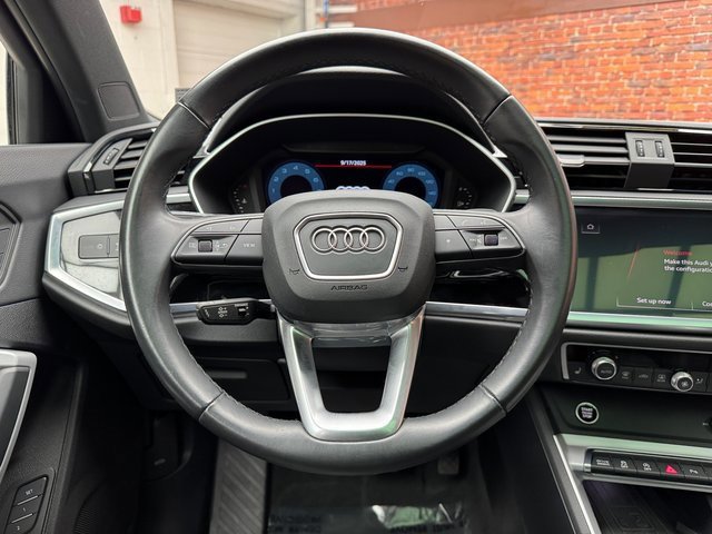 Used 2024 Audi Q3 2.0T Premium image 15