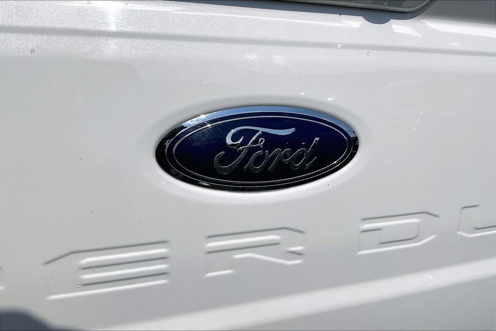 Certified 2024 Ford F350 Lariat w/ Chrome Package AWD/4WD image 7