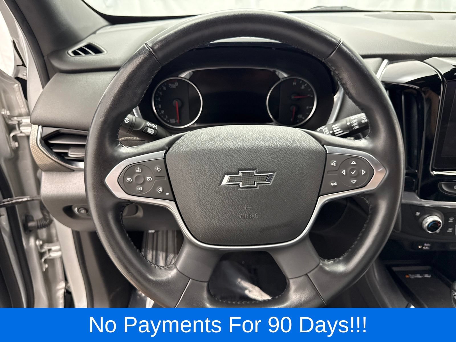 Used 2022 Chevrolet Traverse Premier w/ Redline Edition AWD/4WD image 15