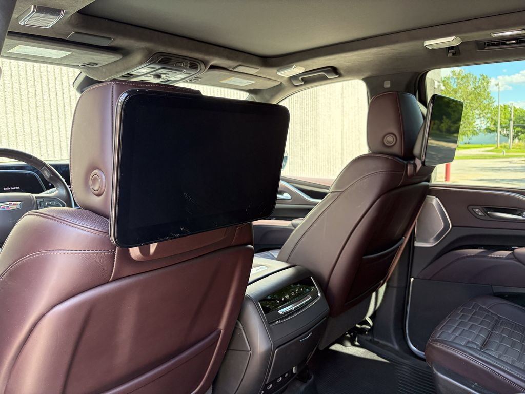 Used 2022 Cadillac Escalade Sport Platinum AWD/4WD image 25