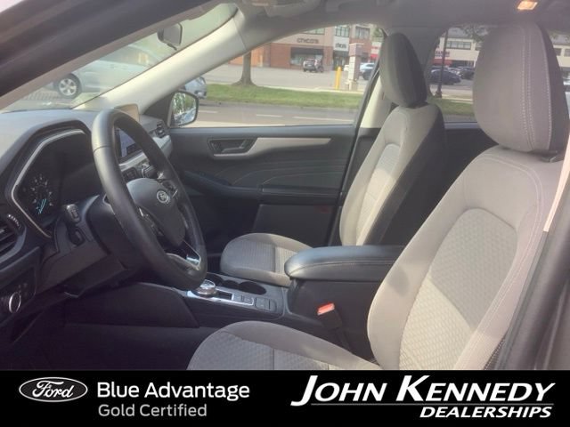 Certified 2022 Ford Escape SE w/ SE Sport Appearance Package AWD/4WD image 10