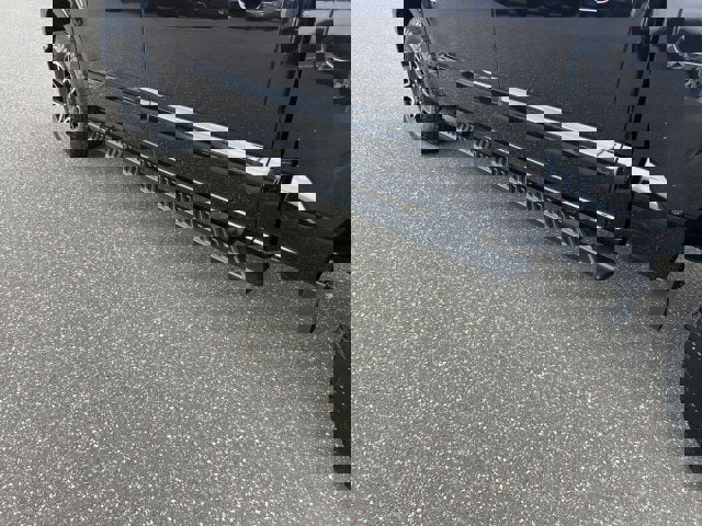 Certified 2022 Ford F150 XLT w/ Equipment Group 302A High image 27