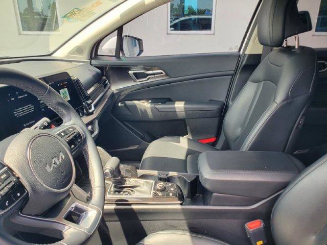Used 2024 Kia Sportage EX AWD/4WD image 10