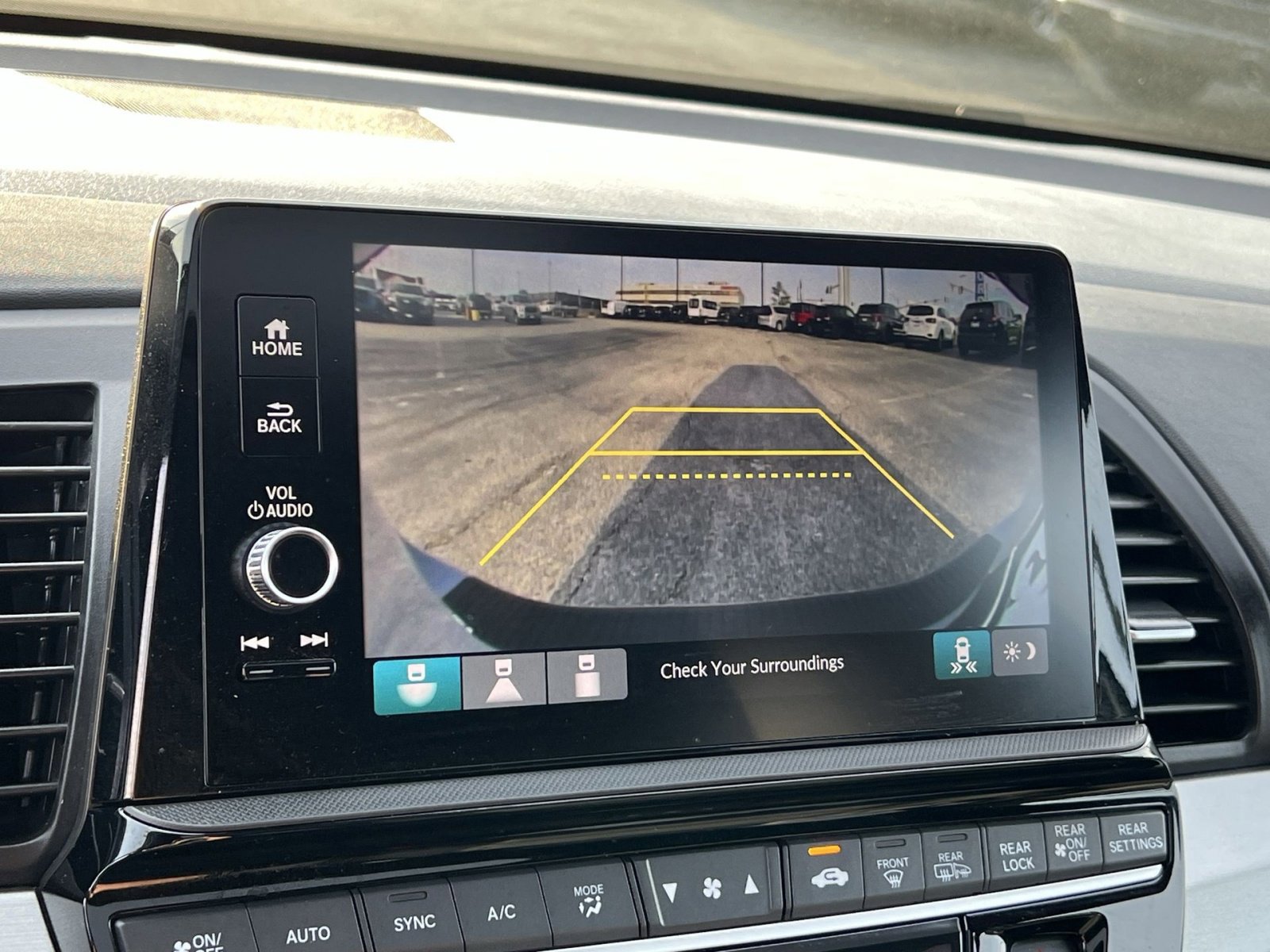 Used 2025 Honda Odyssey Sport-L image 27