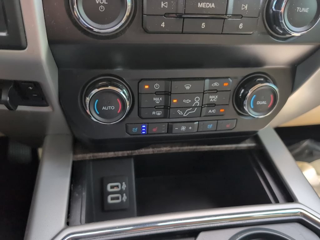 Certified 2019 Ford F250 Lariat w/ Lariat Ultimate Package AWD/4WD image 21