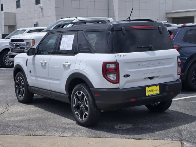 Certified 2024 Ford Bronco Sport Outer Banks w/ Tech Package AWD/4WD image 8