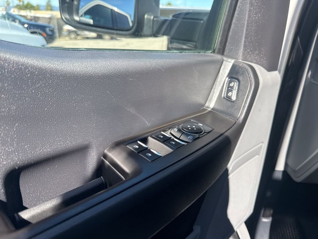 Certified 2023 Ford F250 XL w/ XL Chrome Package image 9