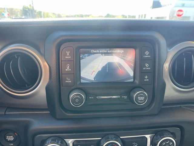Used 2018 Jeep Wrangler Unlimited Sport S AWD/4WD image 22