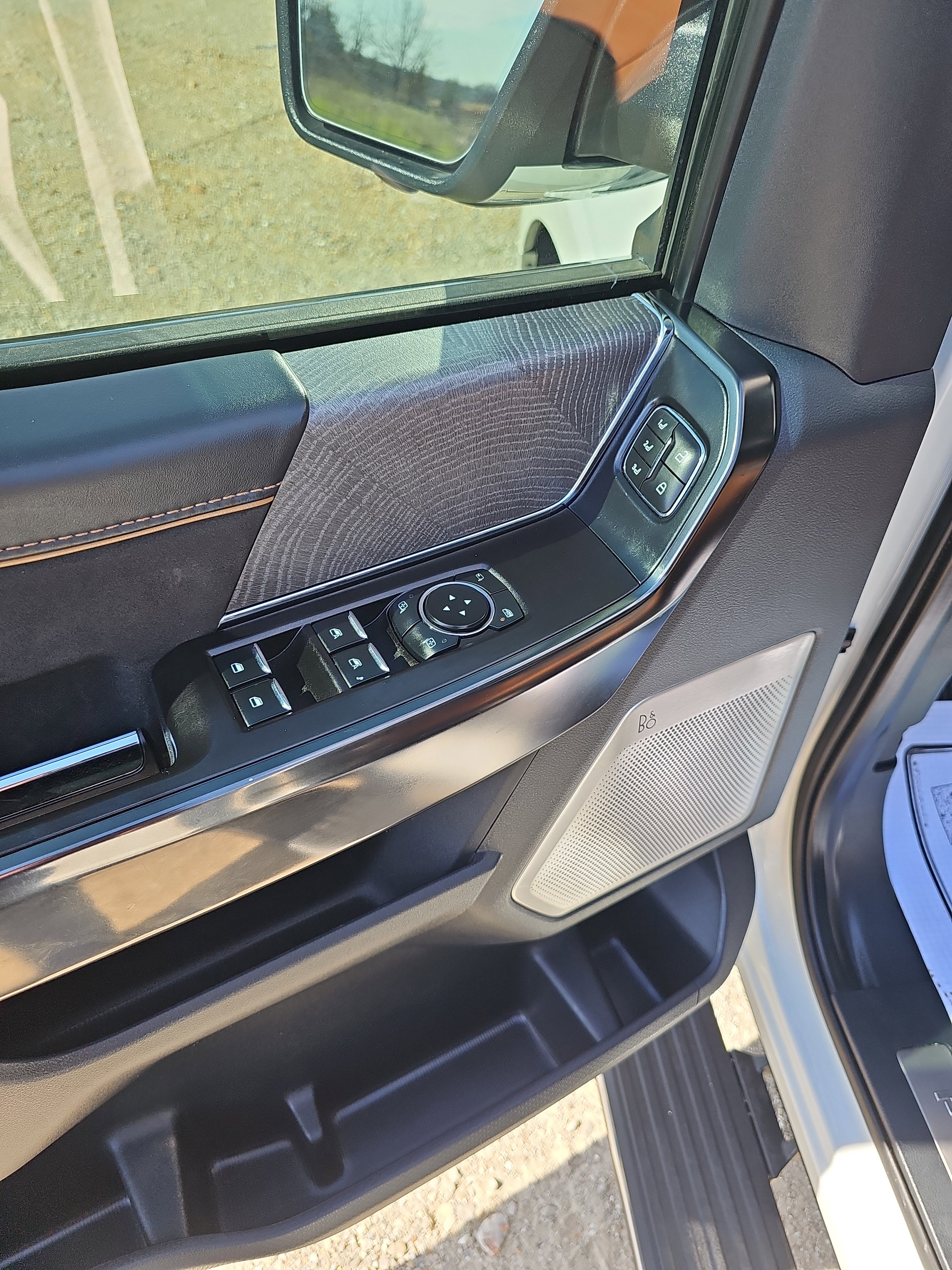 Certified 2023 Ford F150 Platinum w/ Equipment Group 701A High AWD/4WD image 24