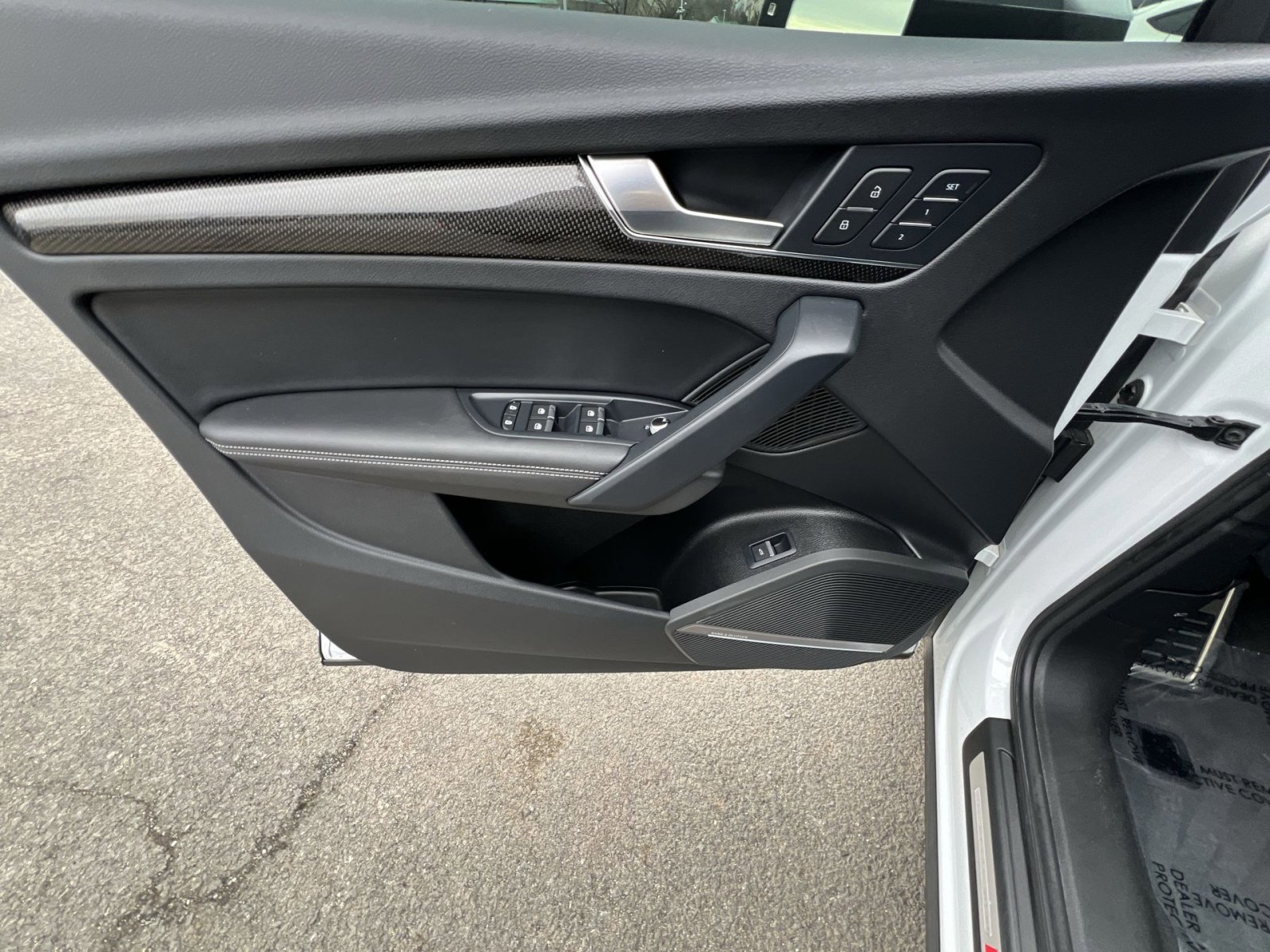 Used 2023 Audi SQ5 Premium Plus w/ Premium Plus Package image 15