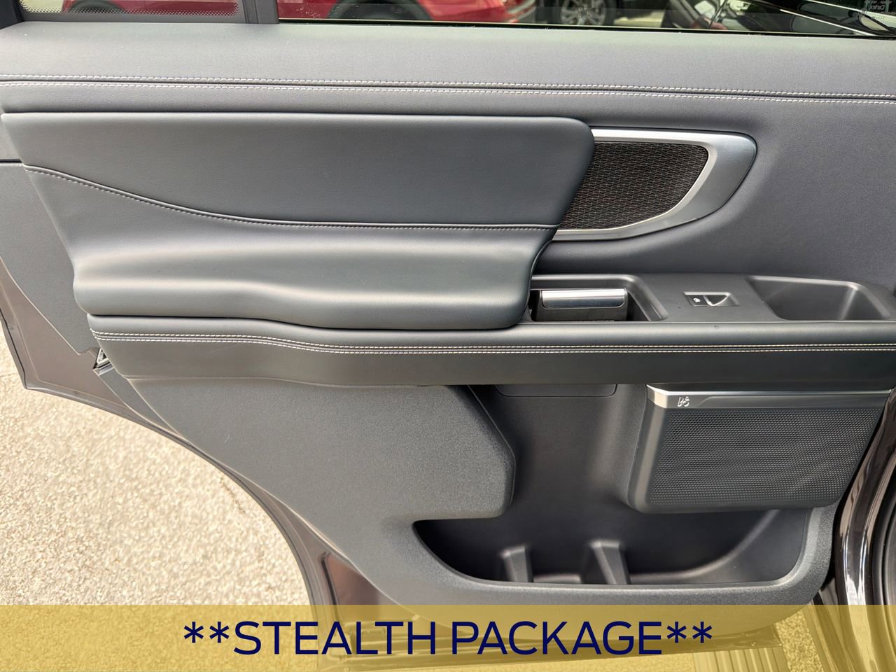 Certified 2025 Ford Expedition Platinum w/ Stealth Appearance Package AWD/4WD image 24