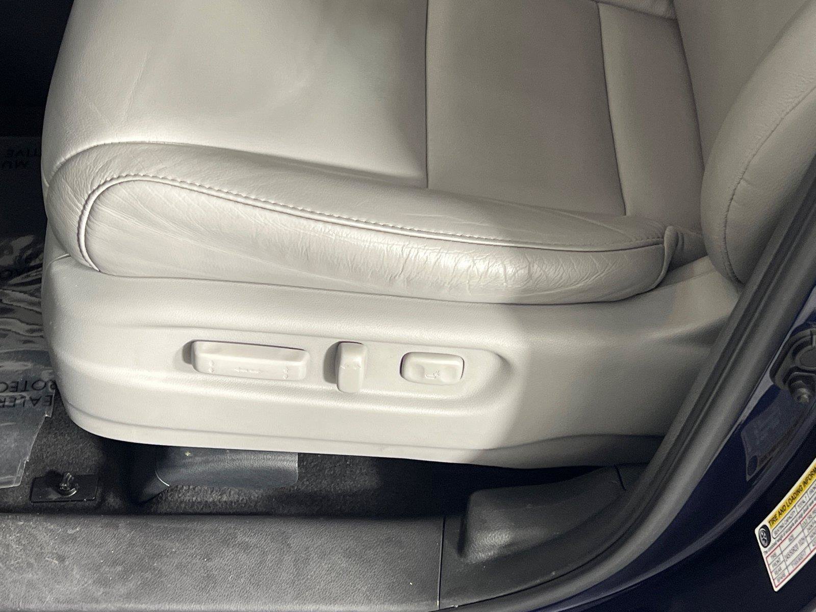 Used 2020 Honda Pilot Touring image 9