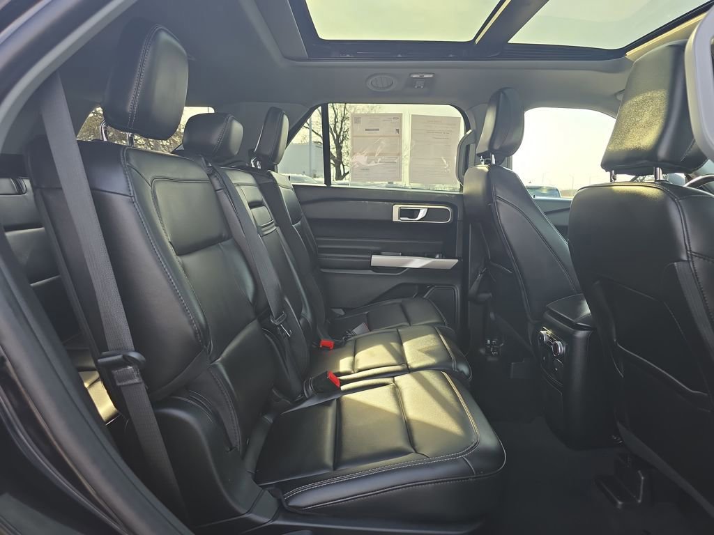 Certified 2023 Ford Explorer XLT w/ Equipment Group 202A image 40