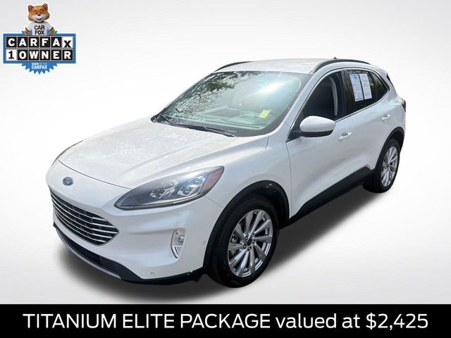 Certified 2022 Ford Escape Titanium w/ Titanium Elite Package AWD/4WD image 3
