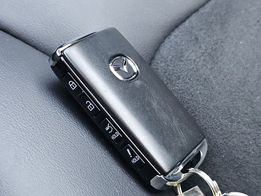 Used 2020 MAZDA CX-5 Touring image 33