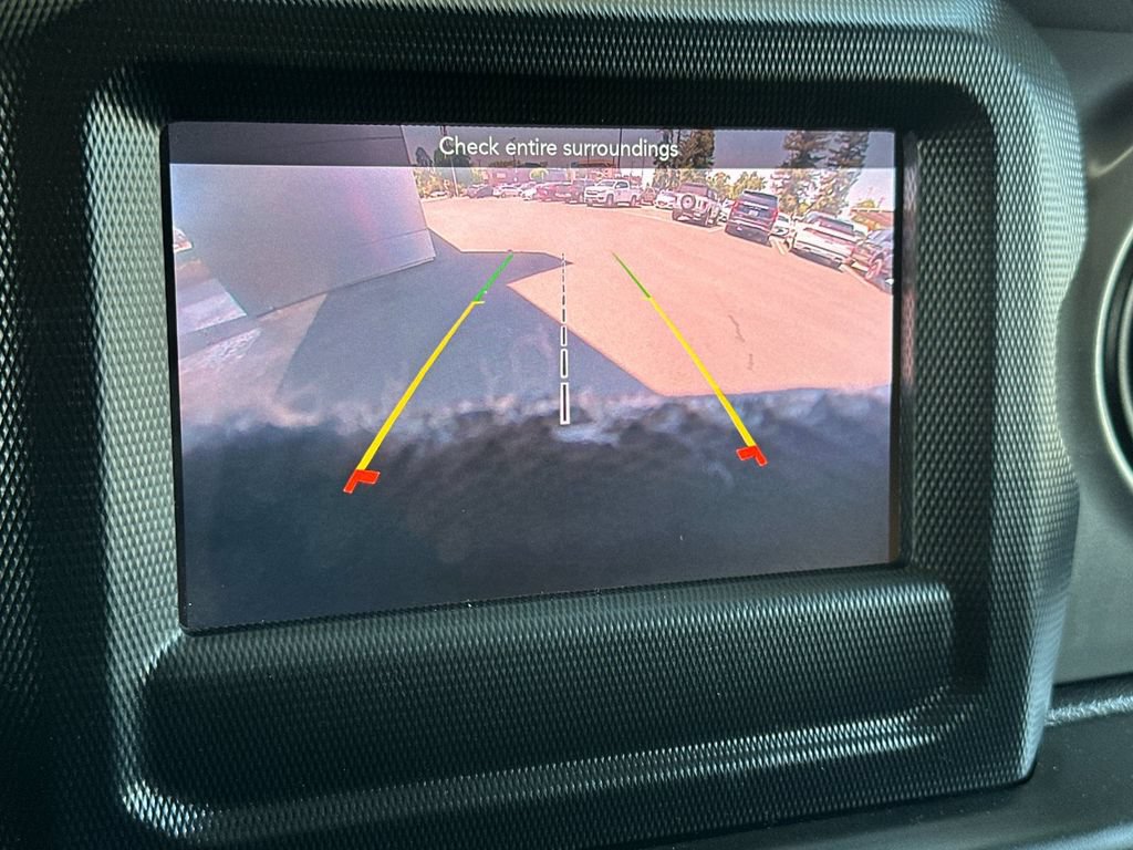Used 2020 Jeep Wrangler Sport AWD/4WD image 17