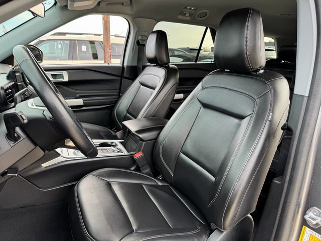 Certified 2023 Ford Explorer XLT w/ Equipment Group 202A image 14