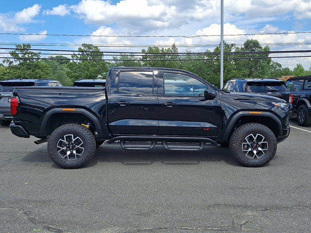 Used 2024 GMC Canyon AT4X AWD/4WD image 12