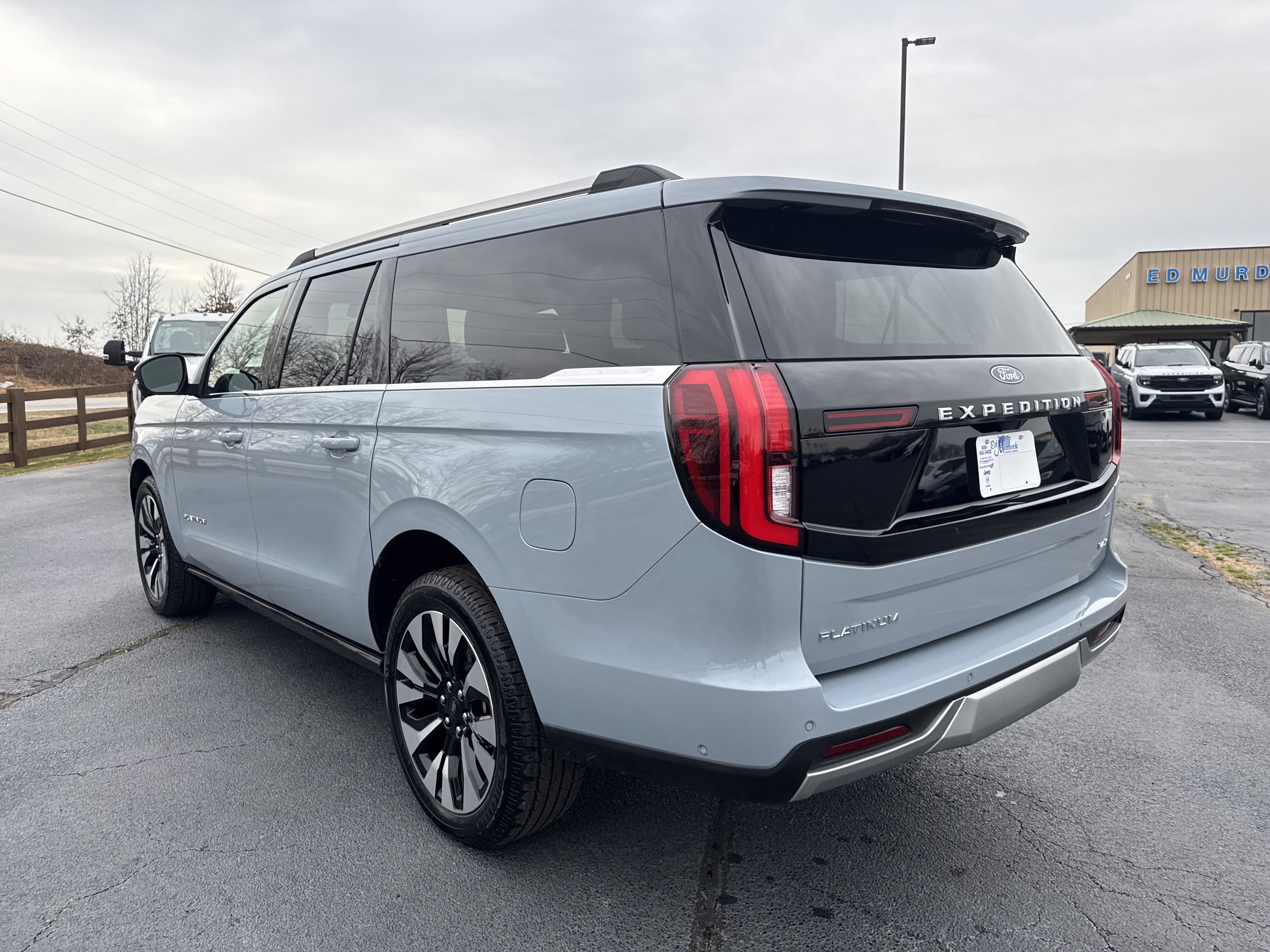 Certified 2025 Ford Expedition Max Platinum w/ Driver's Package image 7