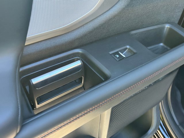 Certified 2025 Ford Expedition Active image 24