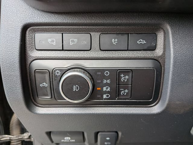Certified 2024 Ford F350 Platinum w/ FX4 Off-Road Package AWD/4WD image 13
