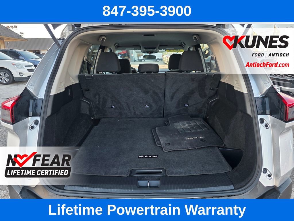 Used 2023 Nissan Rogue SV image 22