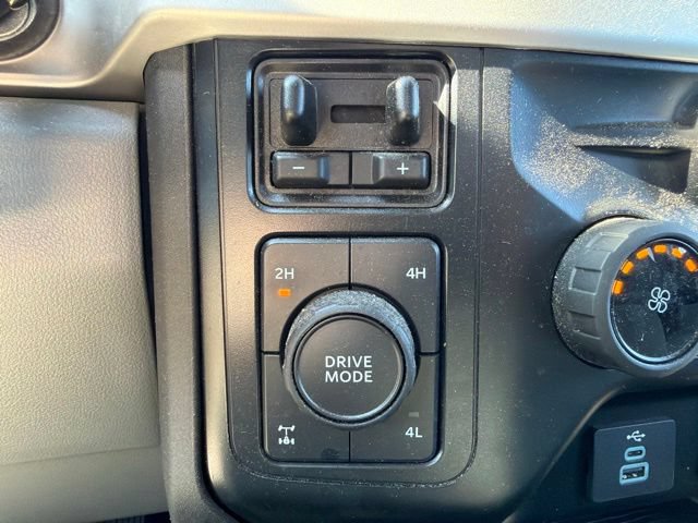 Certified 2023 Ford F250 XLT w/ Snow Plow/Camper Package AWD/4WD image 32