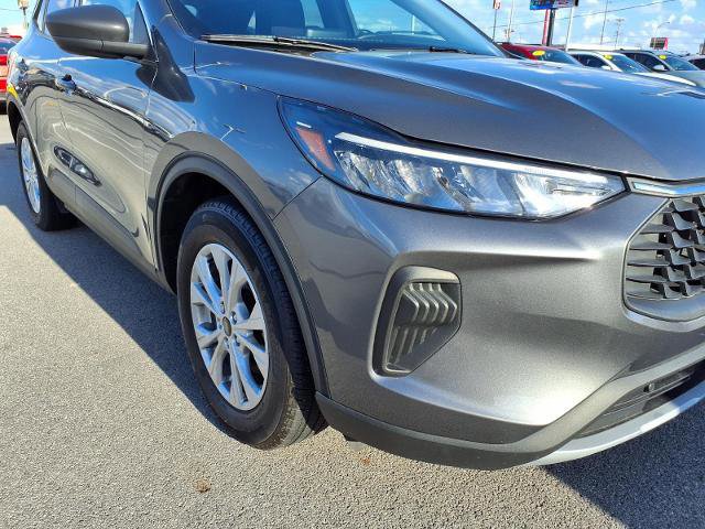 Certified 2023 Ford Escape Active image 5