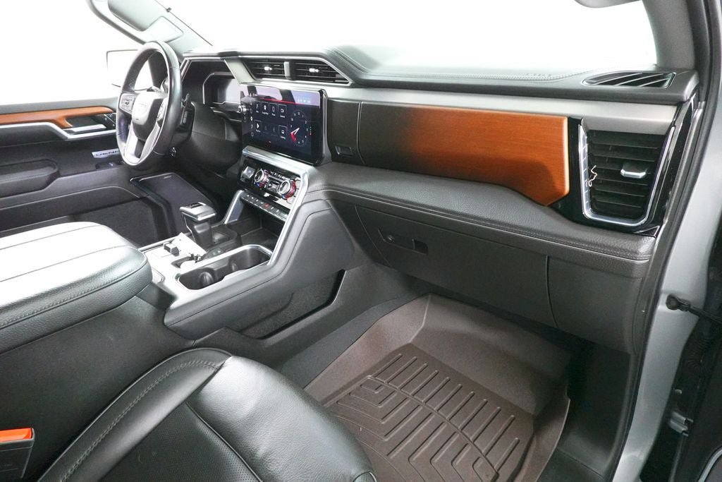 Used 2023 GMC Sierra 1500 Denali w/ Technology Package AWD/4WD image 34