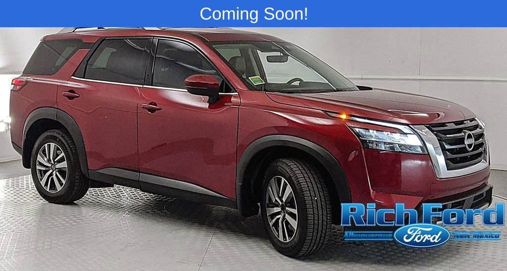 Used 2024 Nissan Pathfinder SL w/ Cargo Package