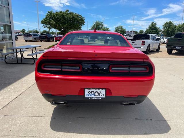 Used 2022 Dodge Challenger SXT w/ Plus Package RWD image 6