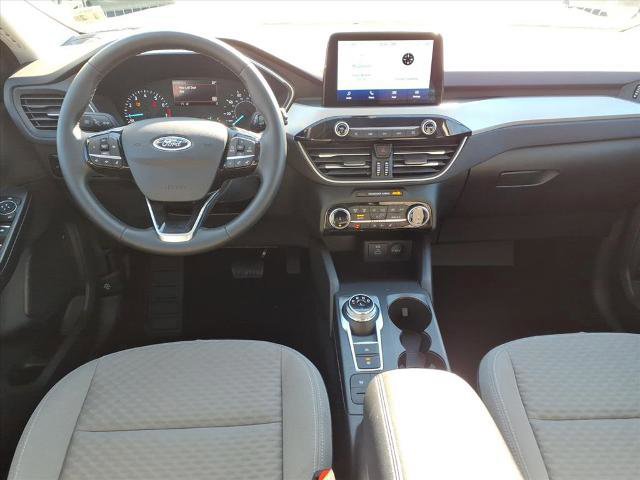 Certified 2022 Ford Escape SE w/ SE Sport Appearance Package image 10