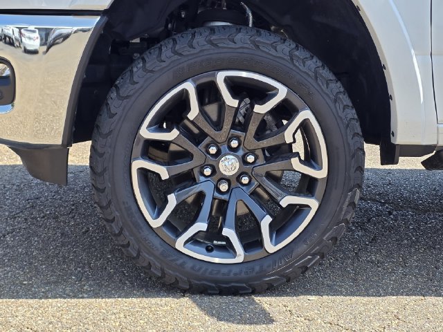 Used 2025 RAM 1500 Limited AWD/4WD image 34