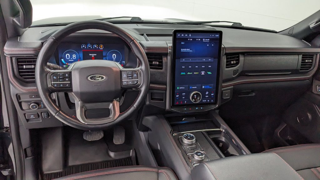 Certified 2024 Ford Expedition Limited AWD/4WD image 4