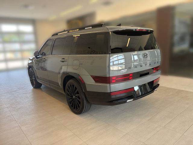 Used 2025 Hyundai Santa Fe Calligraphy AWD/4WD image 3