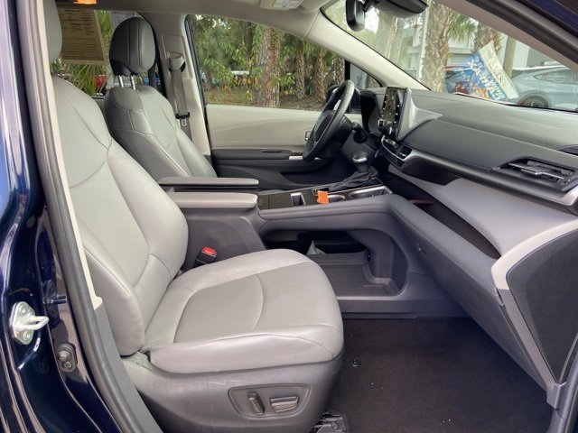 Used 2024 Toyota Sienna XLE image 19
