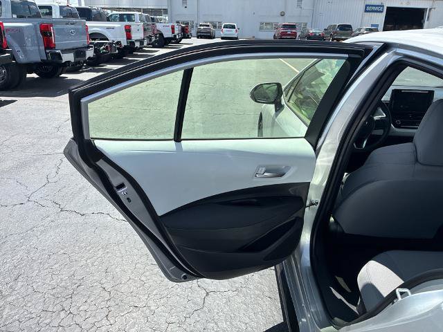 Used 2026 Toyota Corolla SE FWD image 18